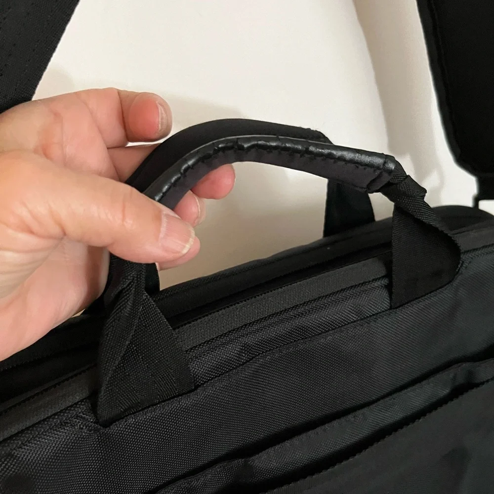 Dell Black Nylon Soft Laptop Bag, Approx 15”w x 12”h x 2”d, Lots of Storage Zips